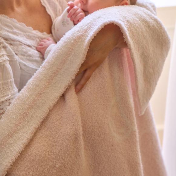 Pale Pink Teddy Bear Feather Knit Baby Blanket